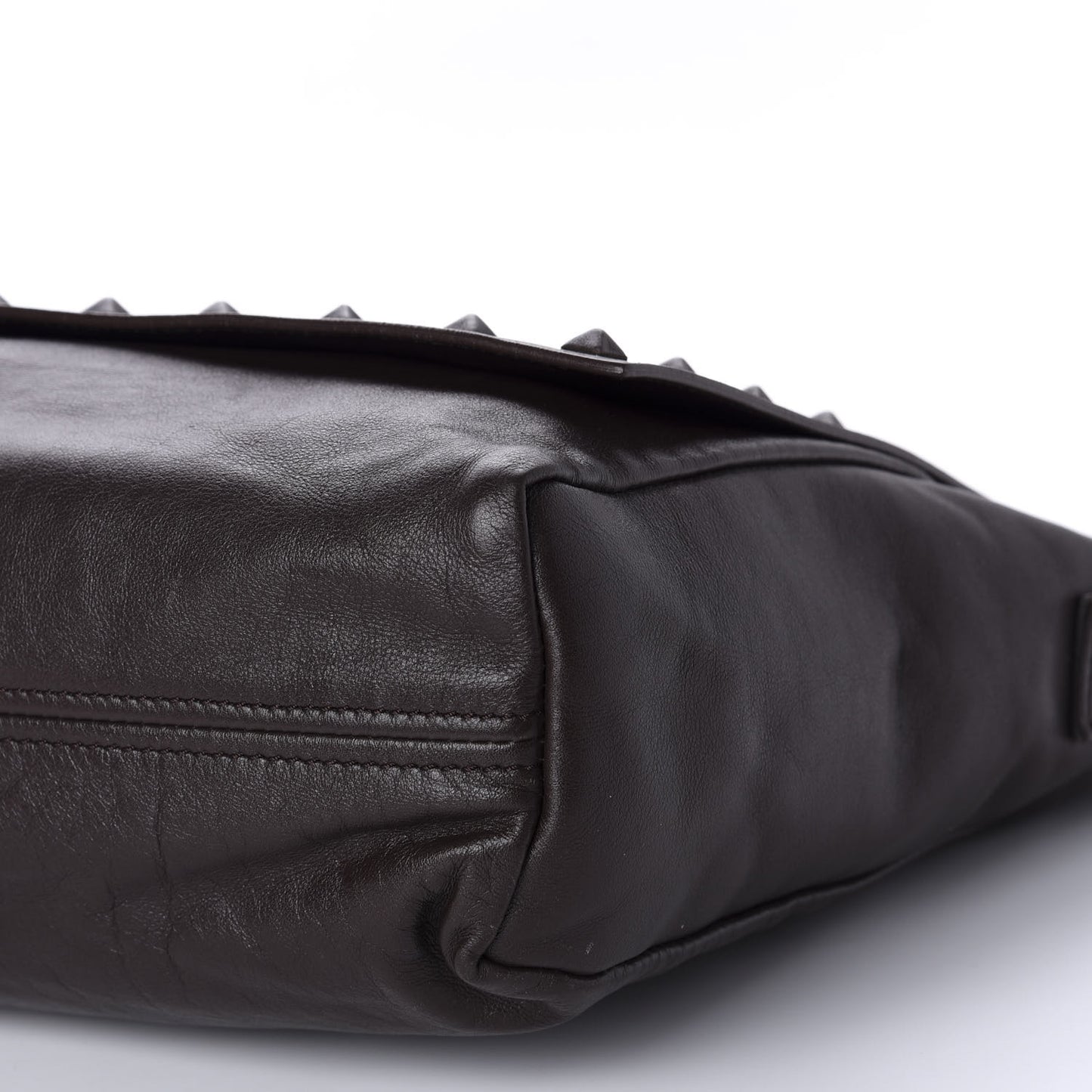 Vitello Rockstud Messenger Brown