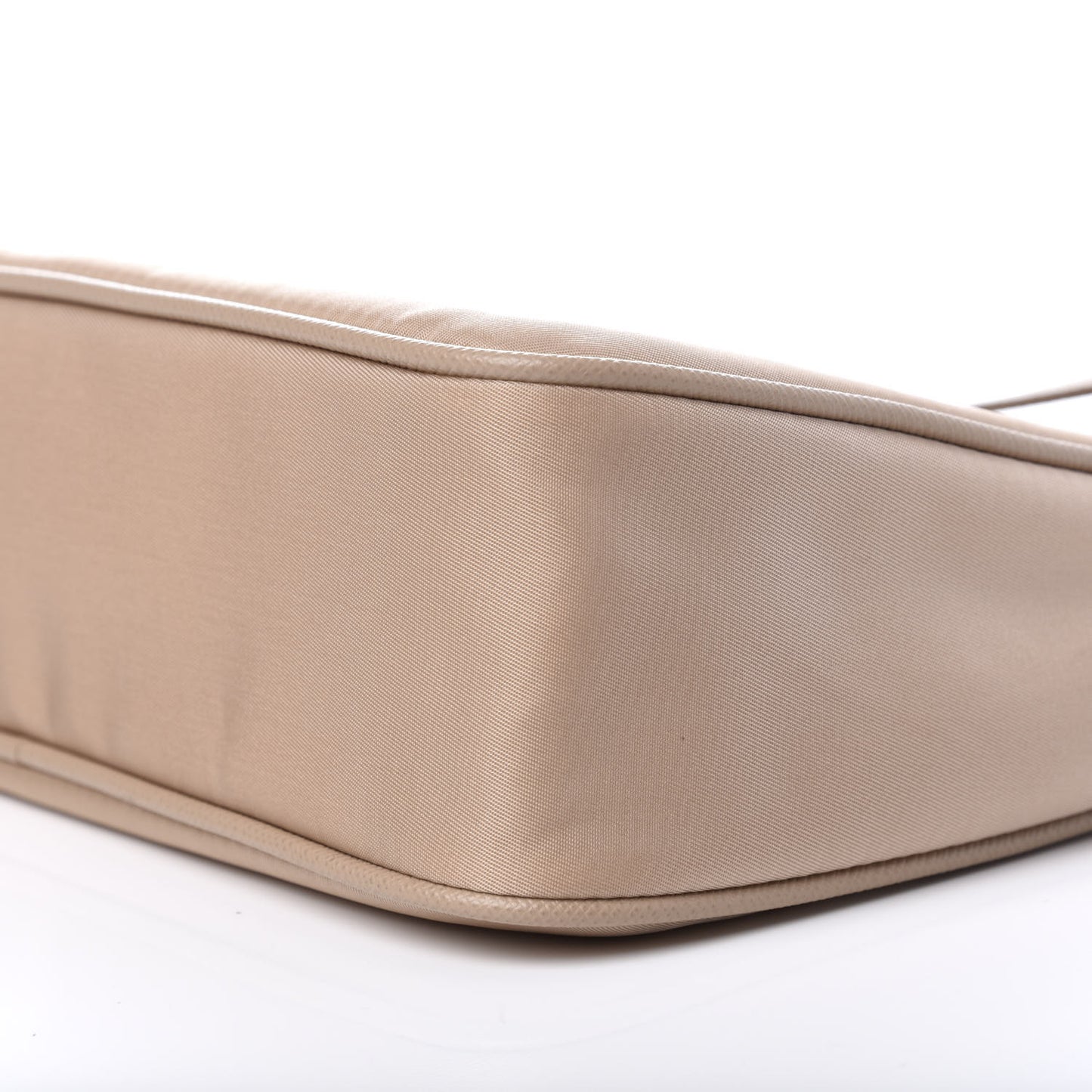 Nylon Re-Edition 2005 Shoulder Bag Cammeo