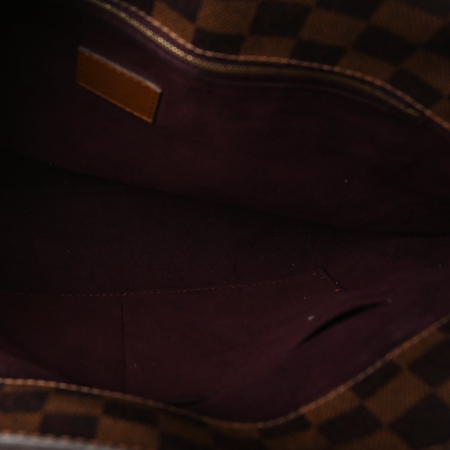Louis Vuitton Damier Ebene Ascot 4 of 9