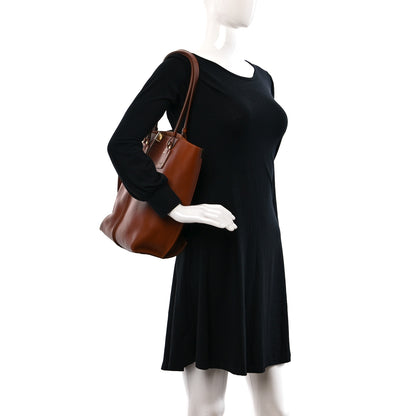 Chloe Smooth Calfskin Medium Vick Tote Caramel 3 of 9