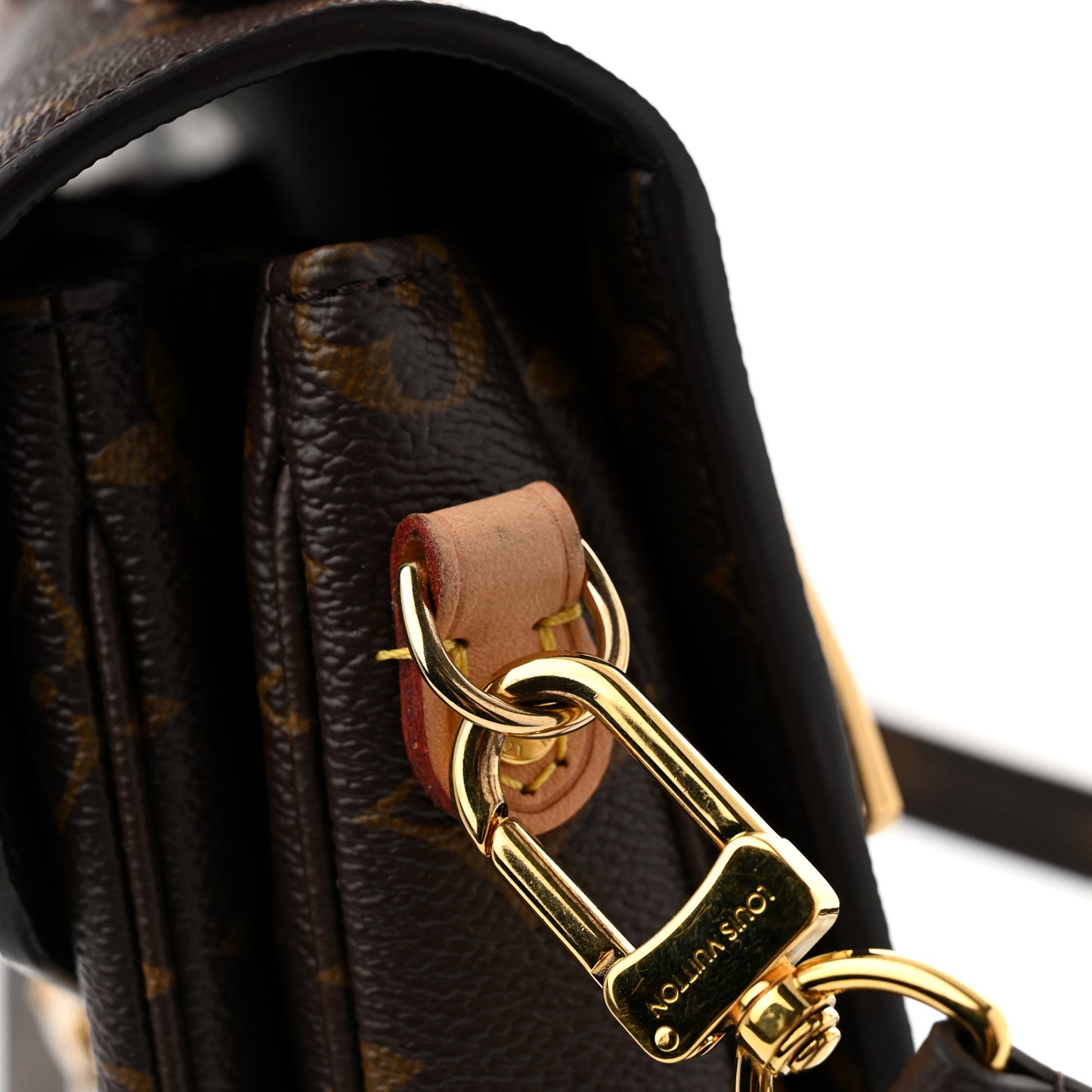 Monogram Pochette Metis