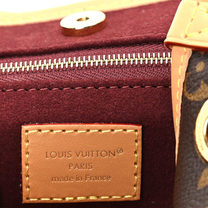 Louis Vuitton Monogram Carryall BB 6 of 9