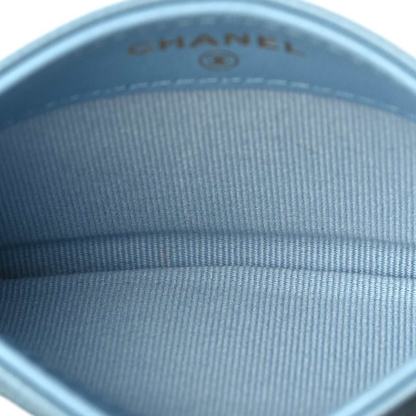 Caviar Quilted Card Holder Blue