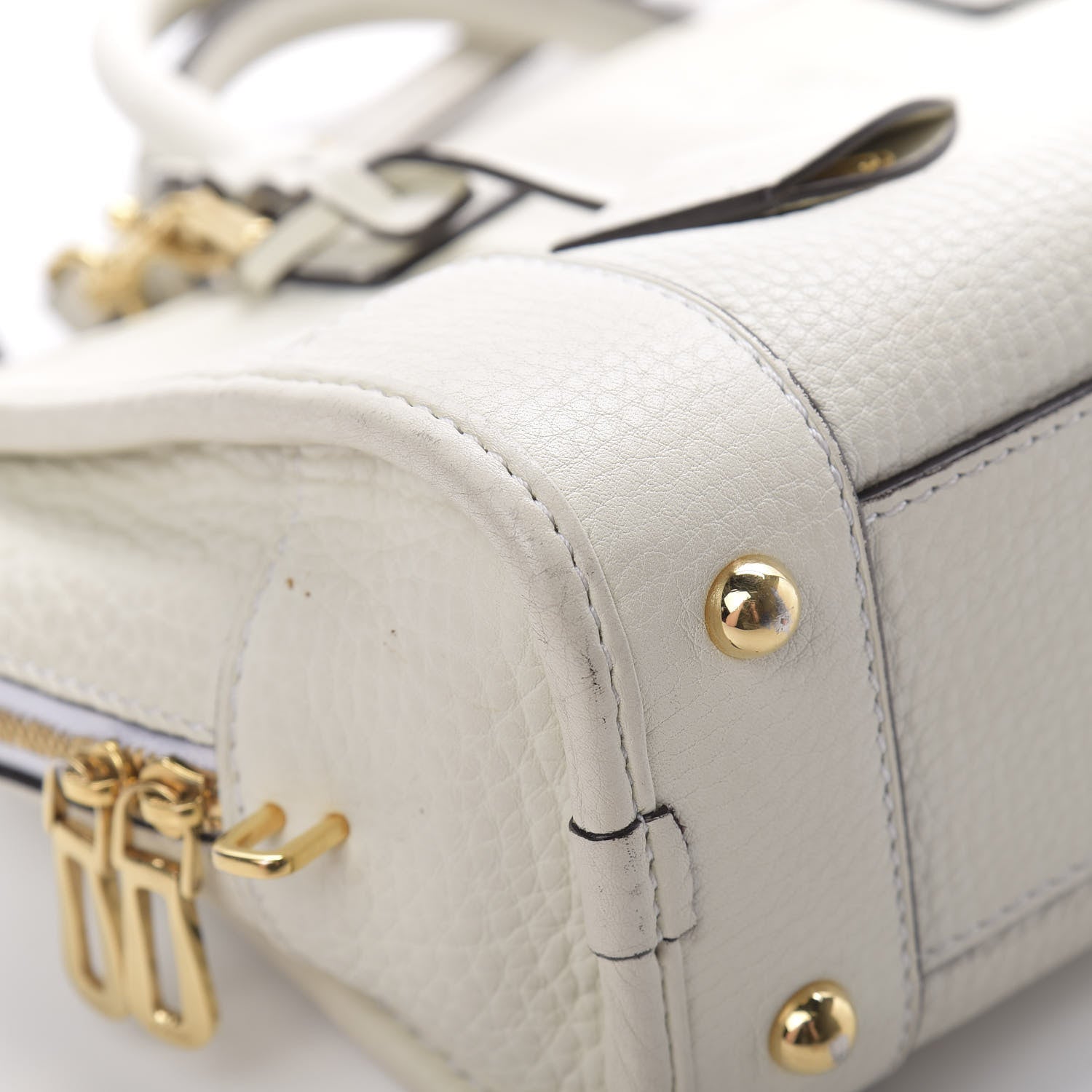 Loewe Calfskin Amazona 23 White 9 of 17