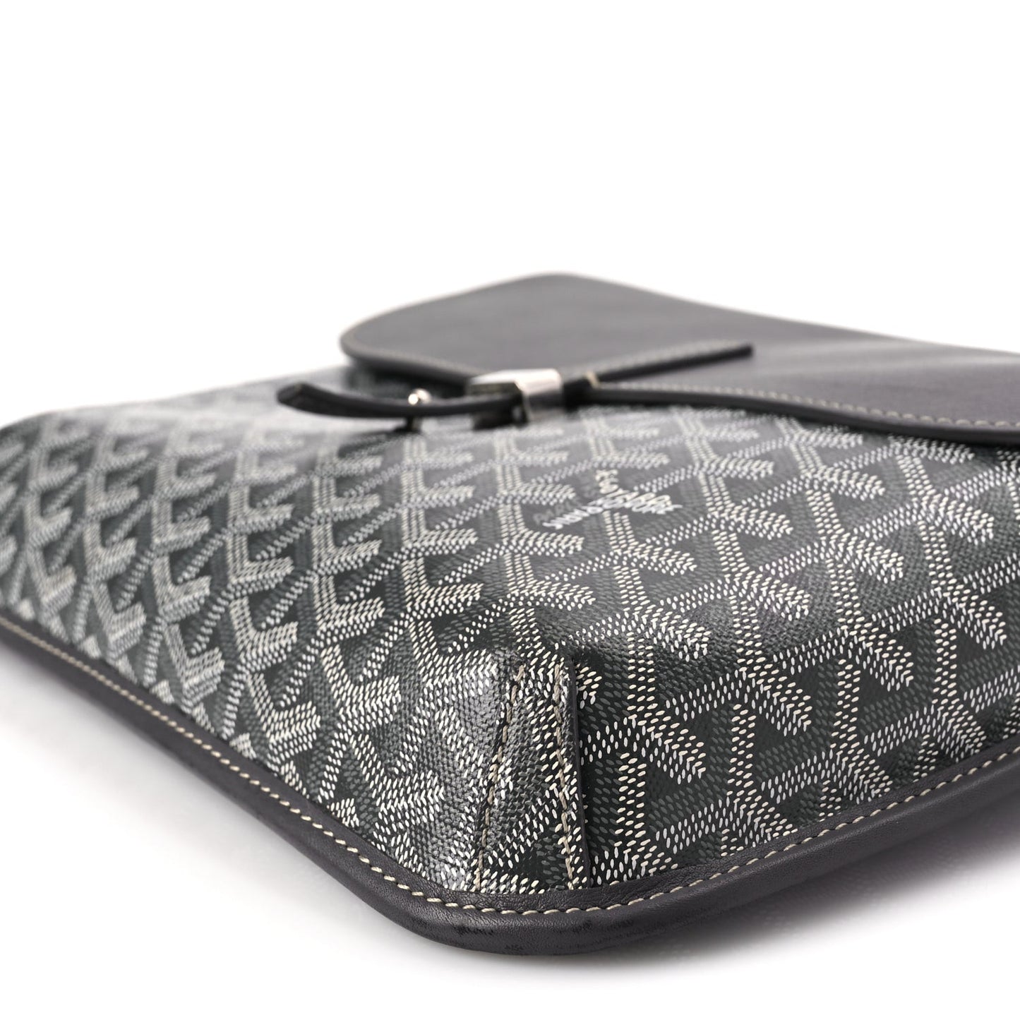 ine Coursier Messenger Bag Gray