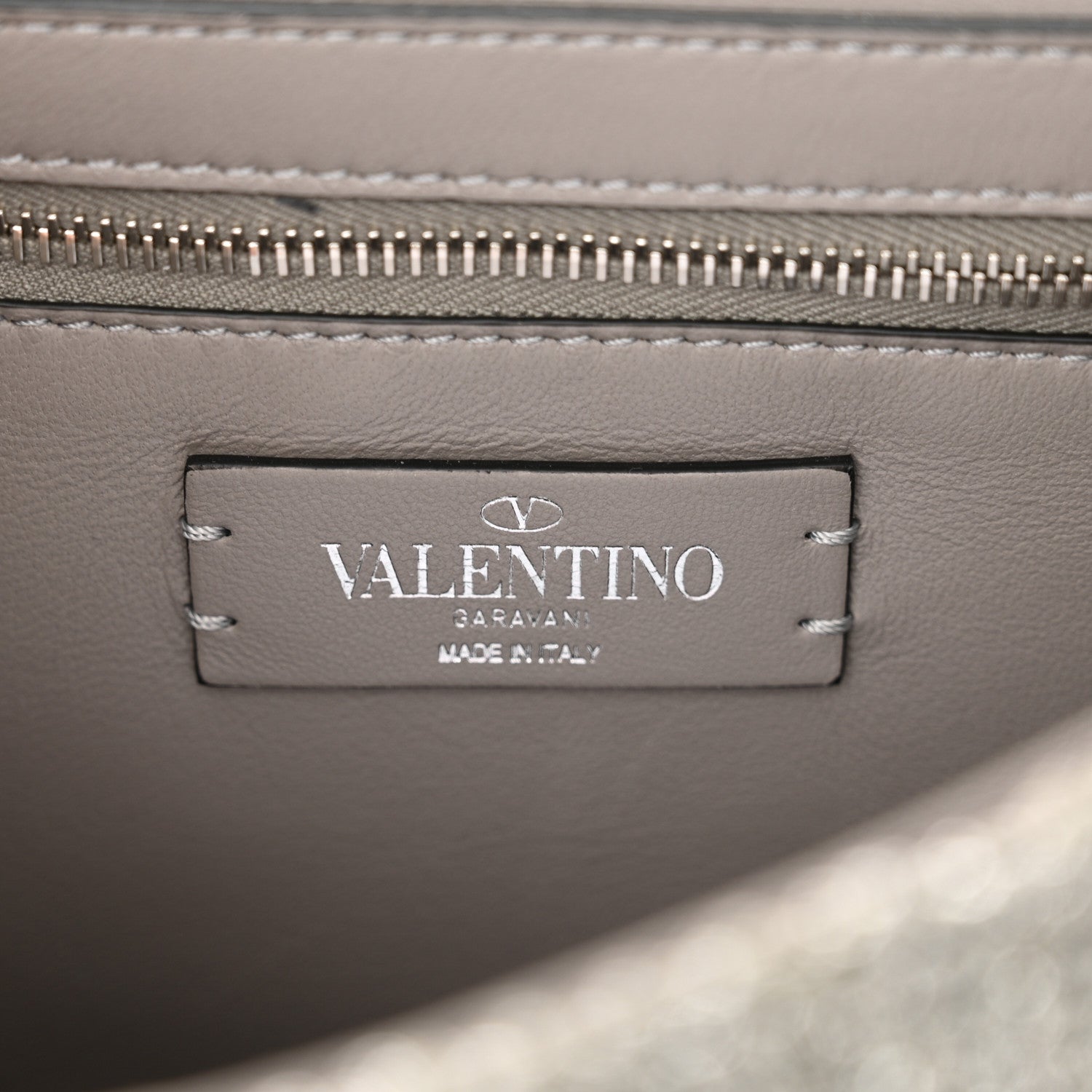 Valentino Garavani Metallic Lurex Knit Large Roman Stud Shoulder Bag Silver 6 of 11