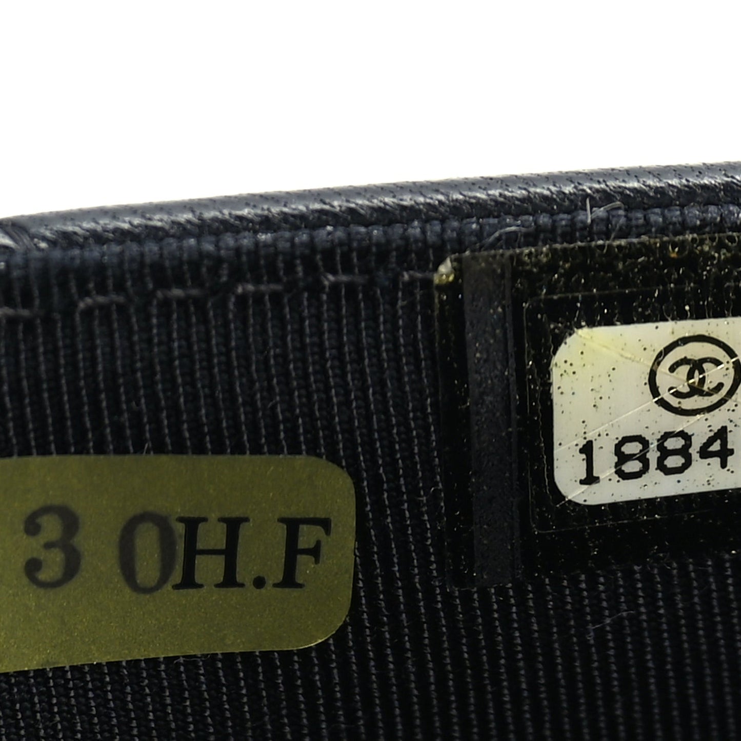 Lambskin Quilted Wallet On Chain WOC Black