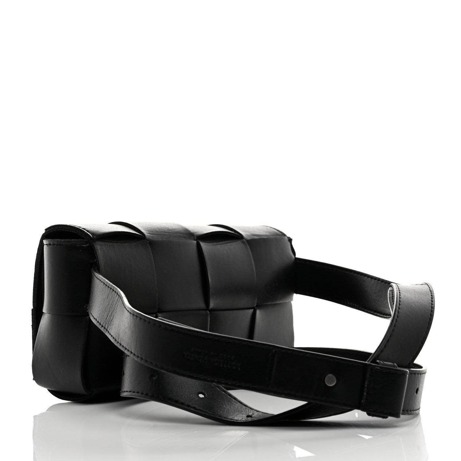 Bottega Veneta Nappa Maxi Intreccio The Belt Cassette Bag Black 3 of 7