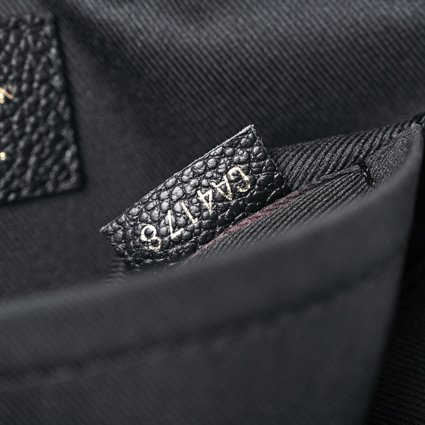 Empreinte Saintonge Black