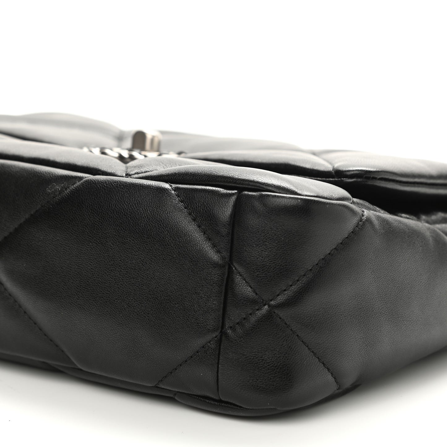 Lambskin Quilted Medium Chanel 19 Flap Black