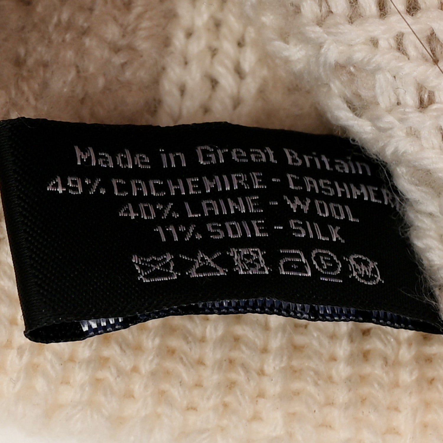 Chanel Cashmere Wool Silk Logo Beanie Hat Beige White 6 of 6