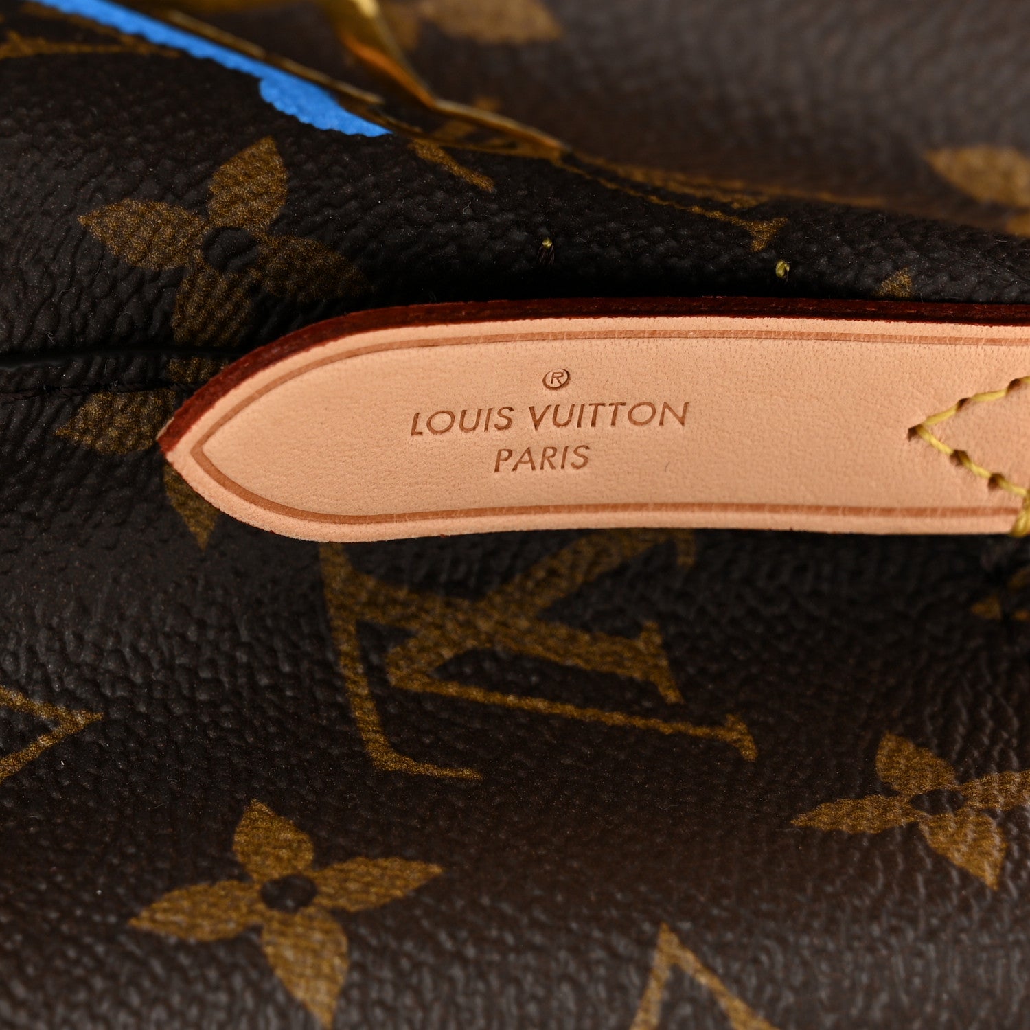Louis Vuitton Monogram Love Lock Neonoe 8 of 10