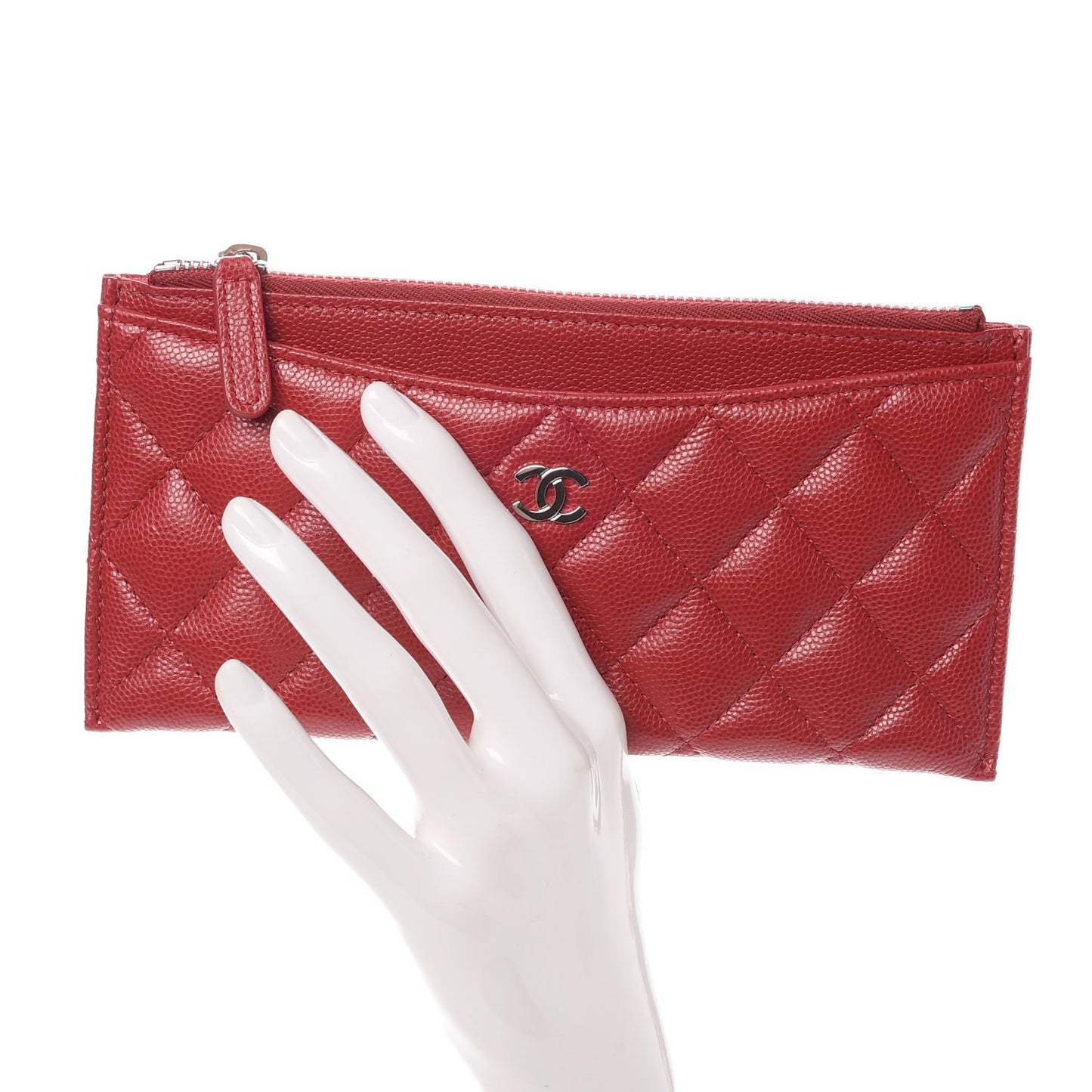 Iridescent Caviar Quilted Classic Zip Pouch Pink