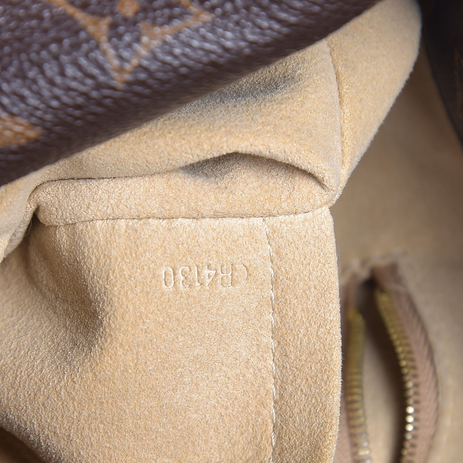 Louis Vuitton Monogram Artsy MM 7 of 20