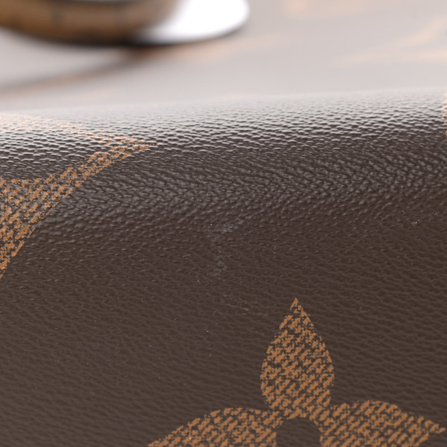 Reverse Monogram Giant Onthego GM