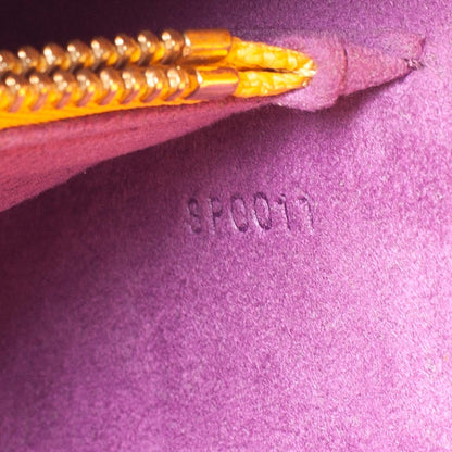 Louis Vuitton Epi Buci Tassil 8 of 10