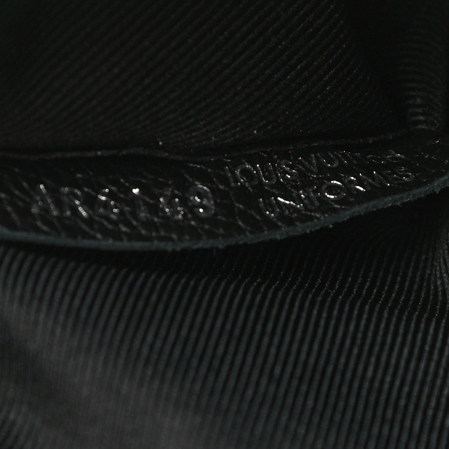 Empreinte Pallas Crossbody Black