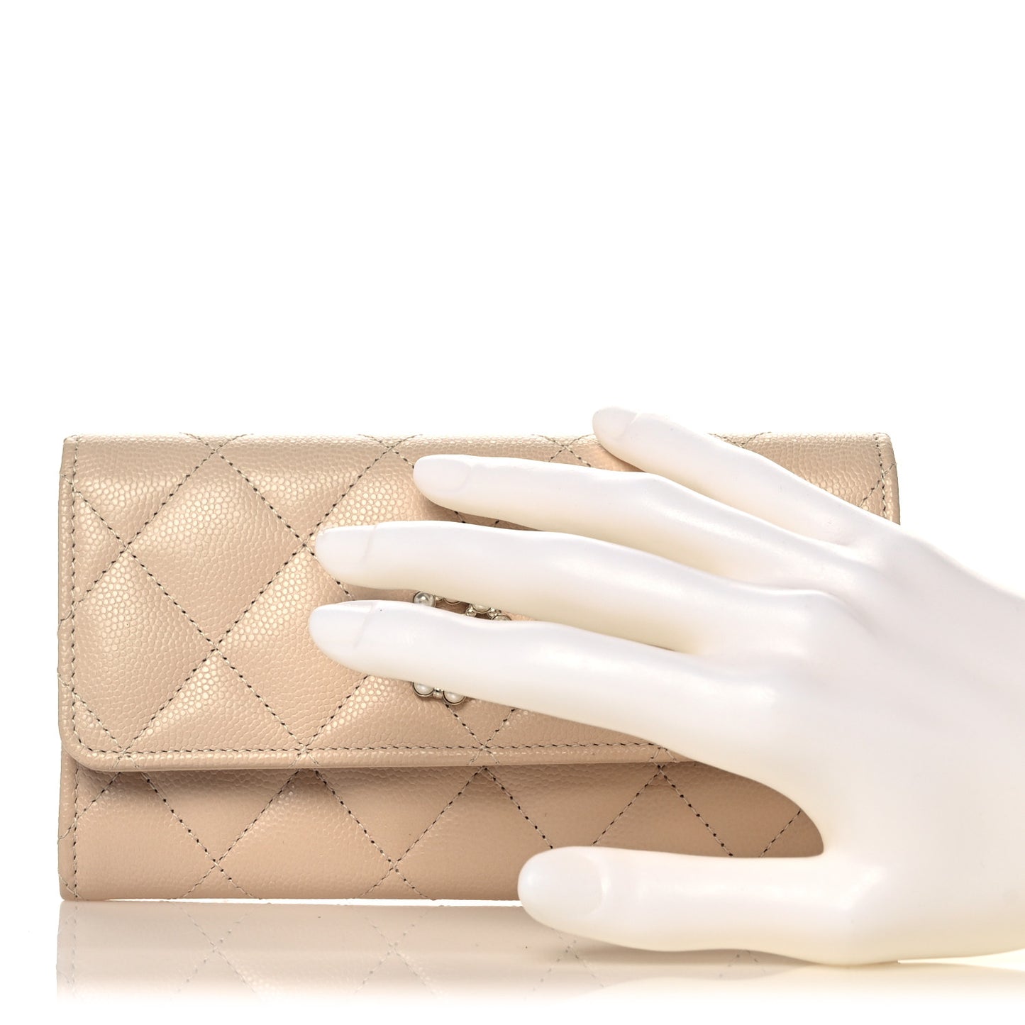 Caviar Pearl Quilted Coco Candy Wallet Beige