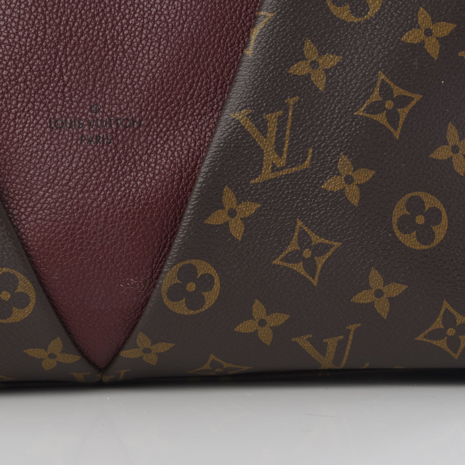 Louis Vuitton Monogram V Tote MM Bordeaux 7 of 11