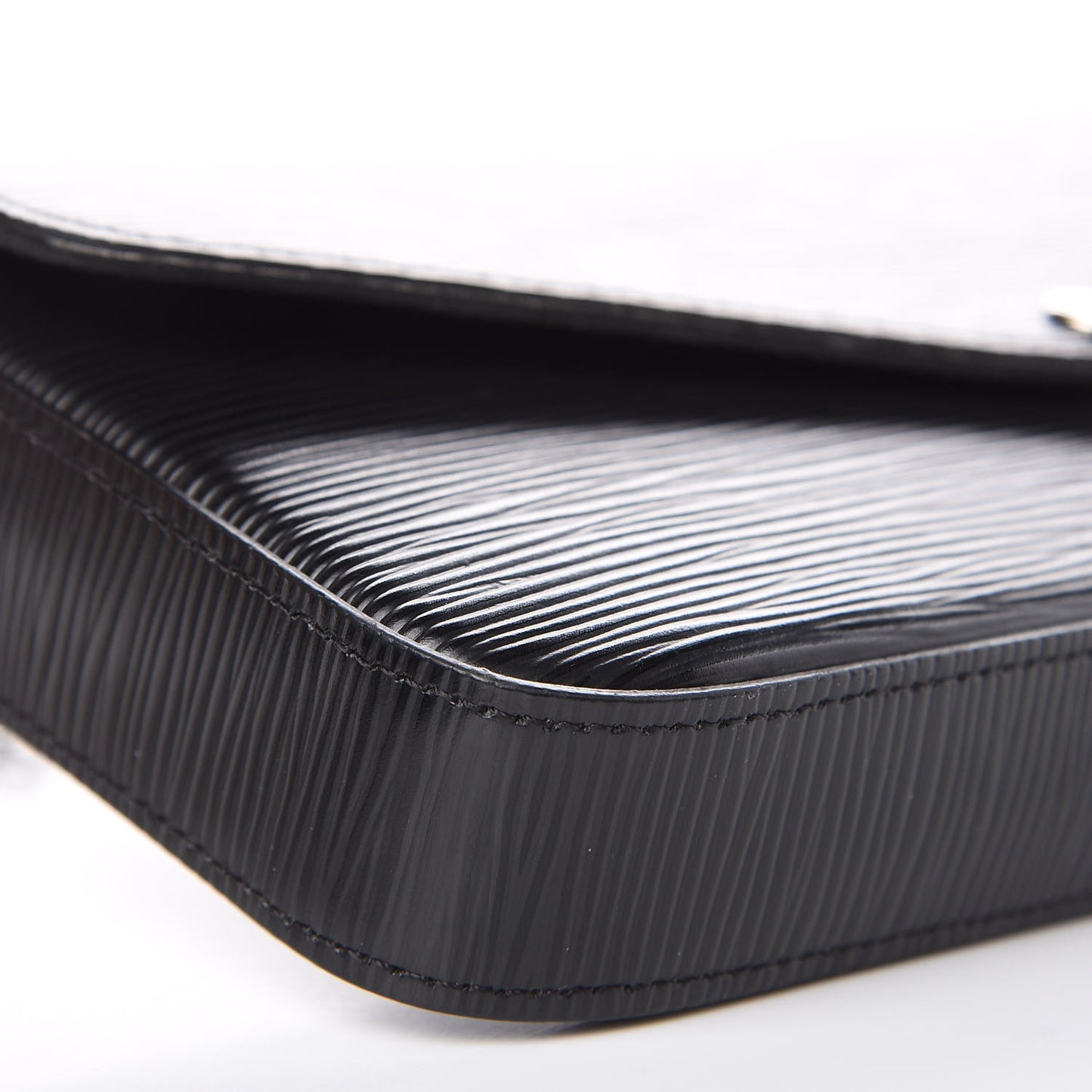 Epi Pochette Felicie Black
