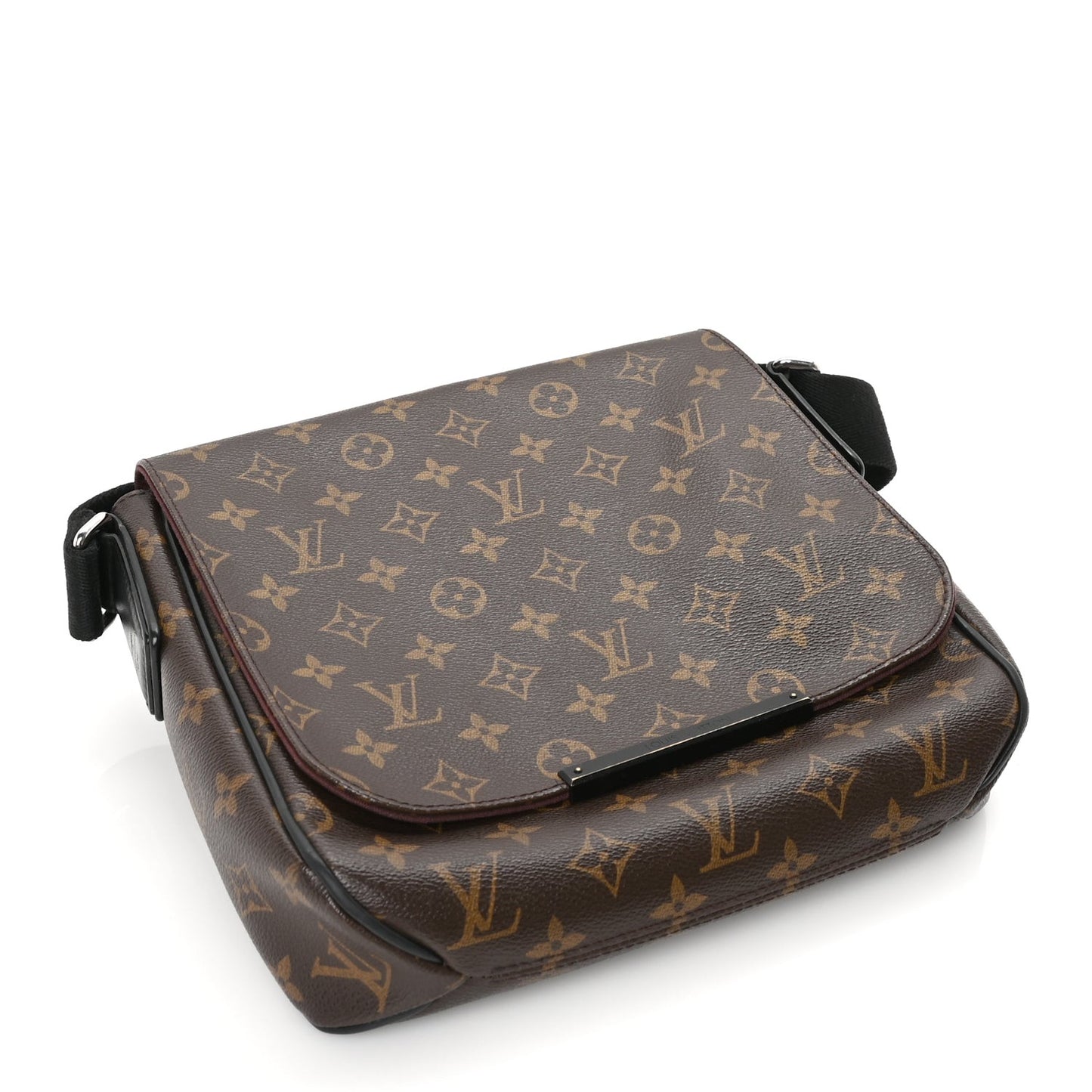 Monogram Macassar District PM