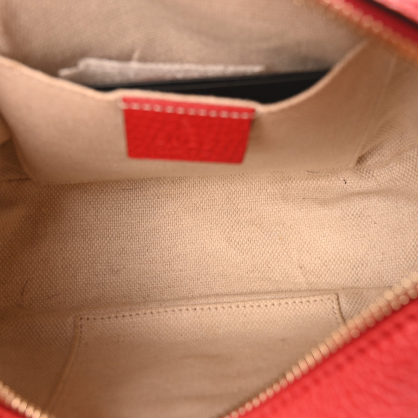 Pebbled Calfskin Small Soho Disco Bag Vibrant Red