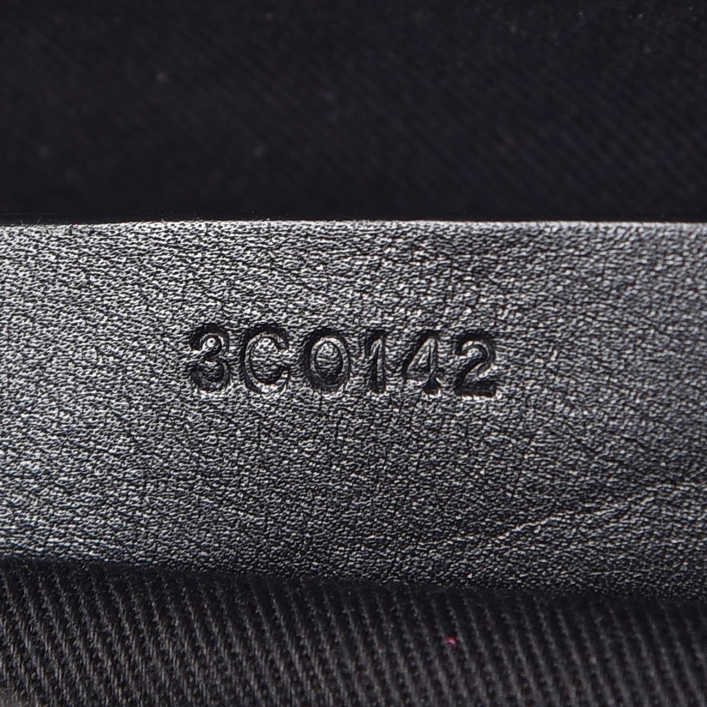 Sugar Goatskin Medium Antigona Black