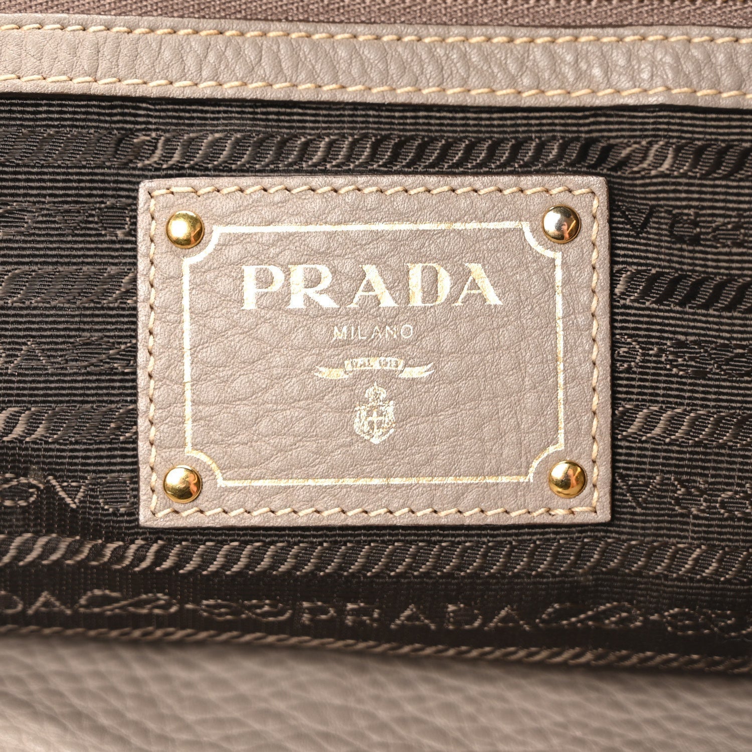 Prada Vitello Daino Hobo Argilla 6 of 7