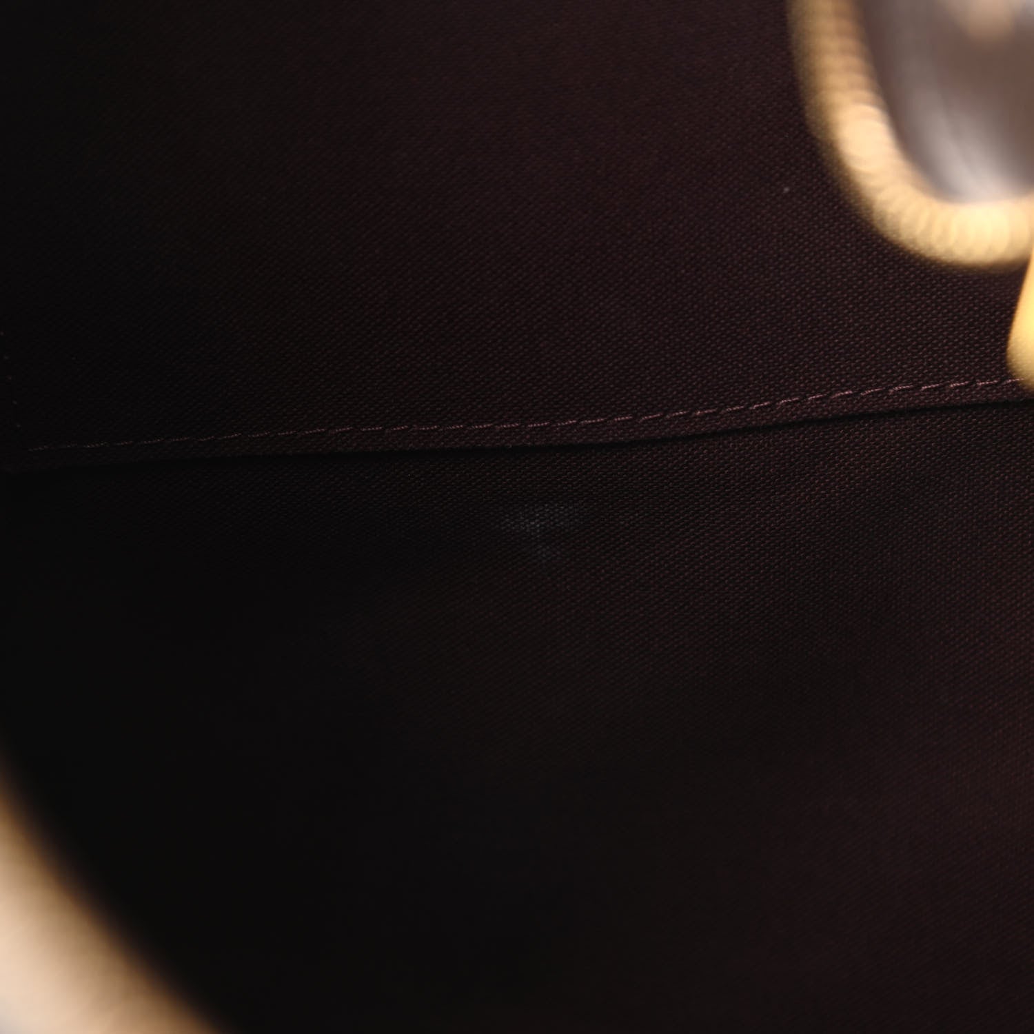 Louis Vuitton Monogram Berri MM 15 of 15