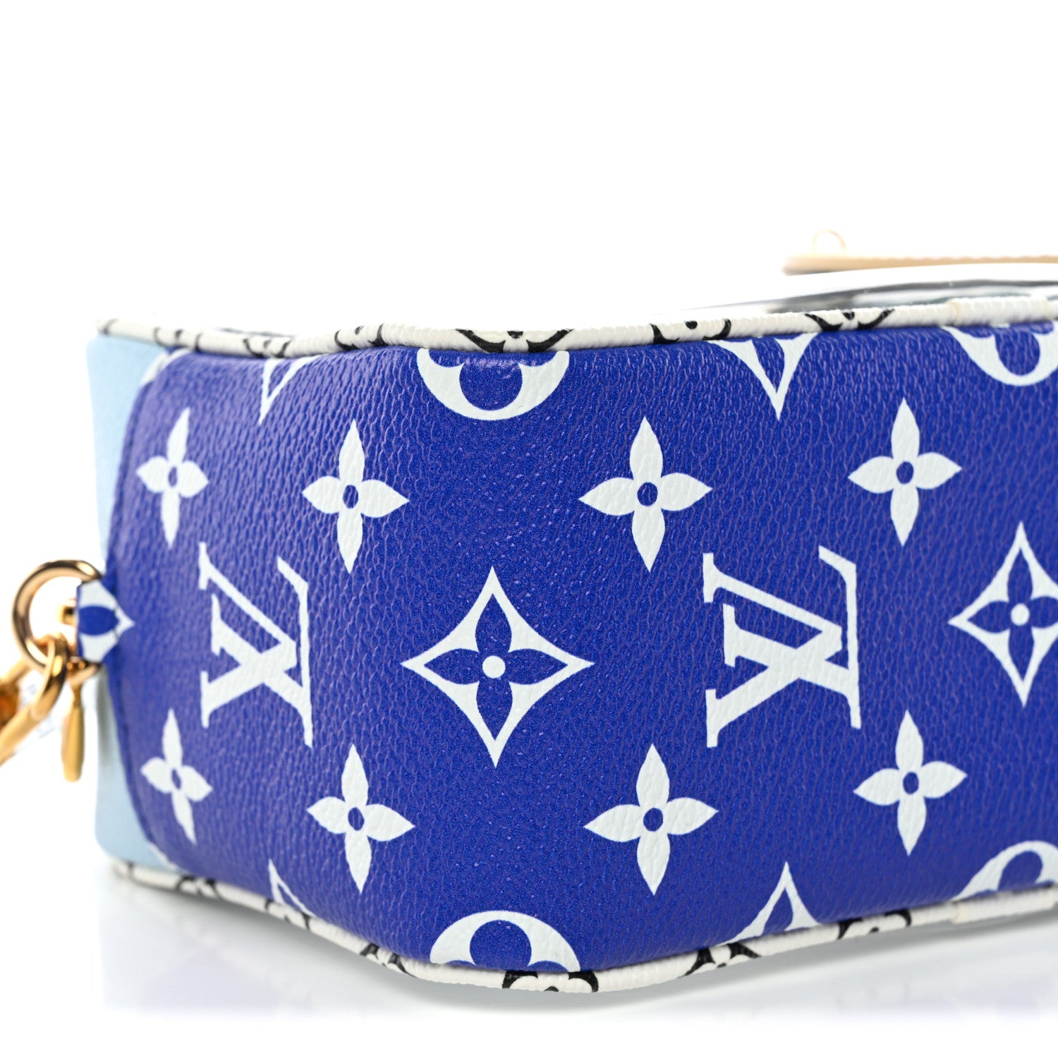 Louis Vuitton Monogram Giant Hawaii Beach Pouch Blue 8 of 9
