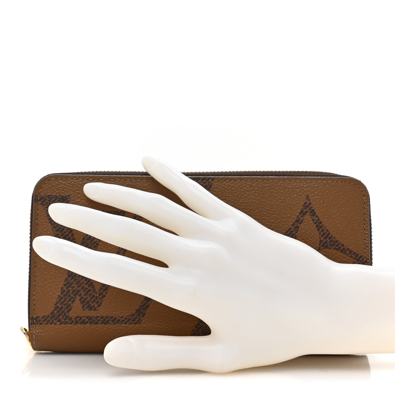 Louis Vuitton Reverse Monogram Giant Zippy Wallet 2 of 19