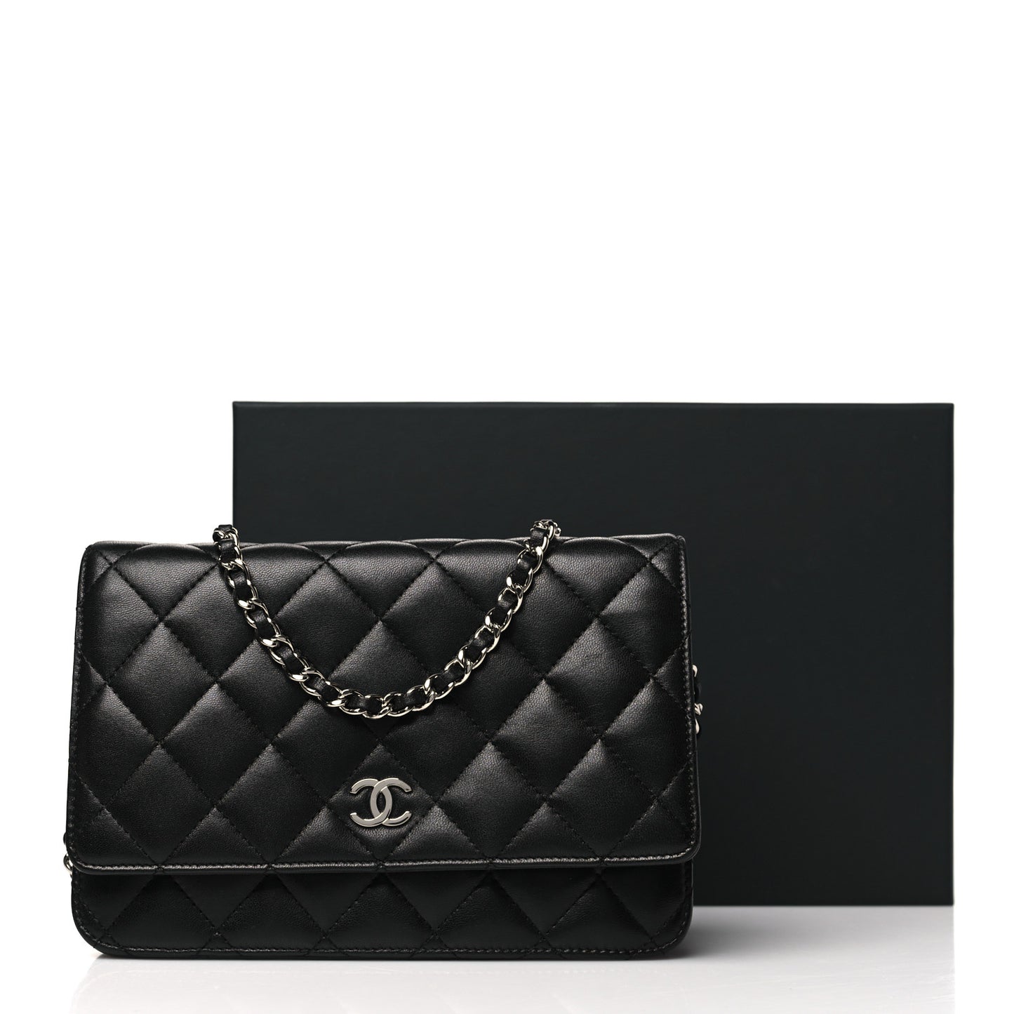 Lambskin Quilted Wallet On Chain WOC Black