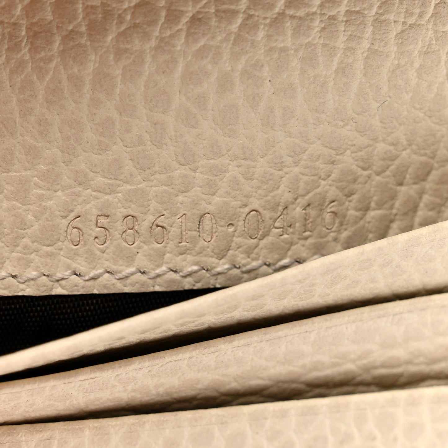 Dollar Calfskin GG Supreme Monogram GG Marmont Card Case Mystic White Beige Ebony