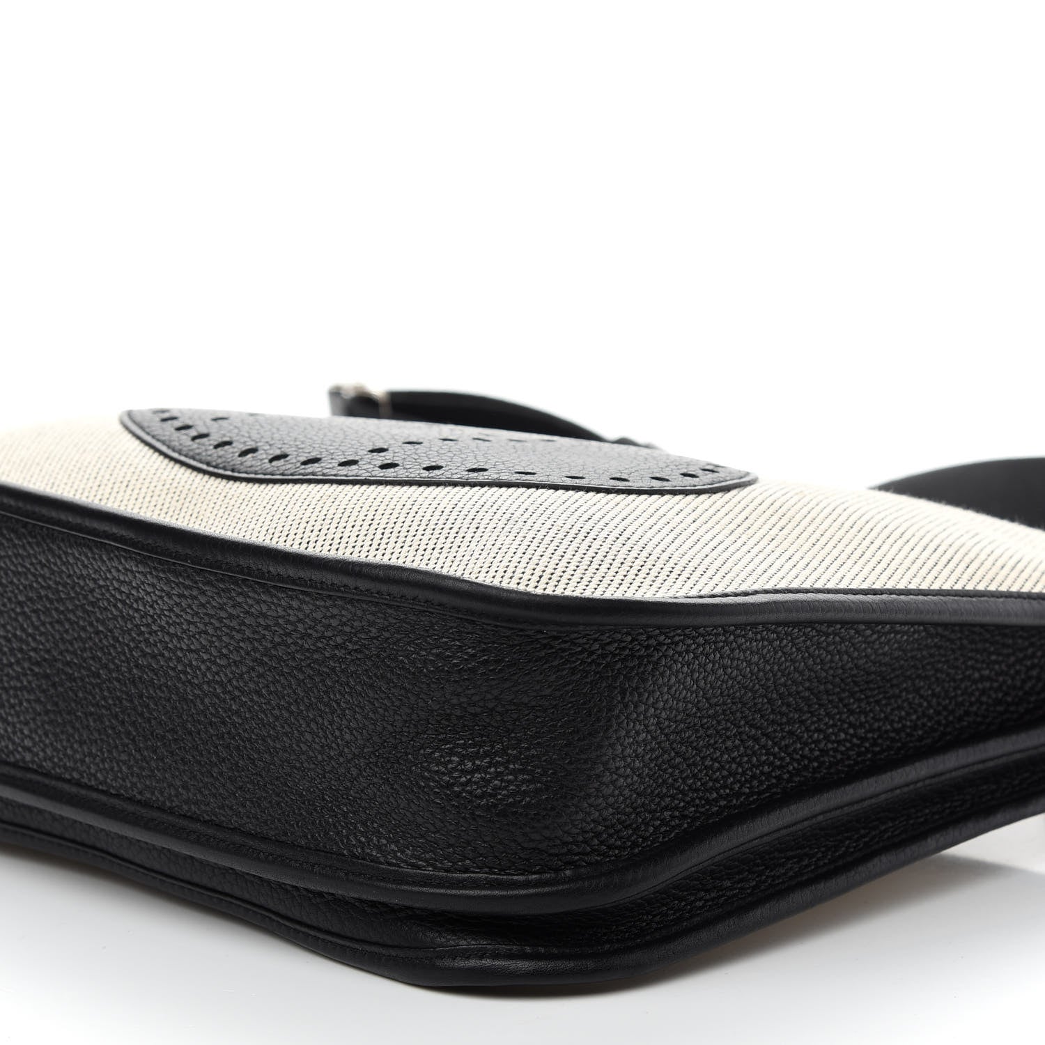 Hermes Toile Taurillon Clemence Evelyne III PM Ecru Black 9 of 9