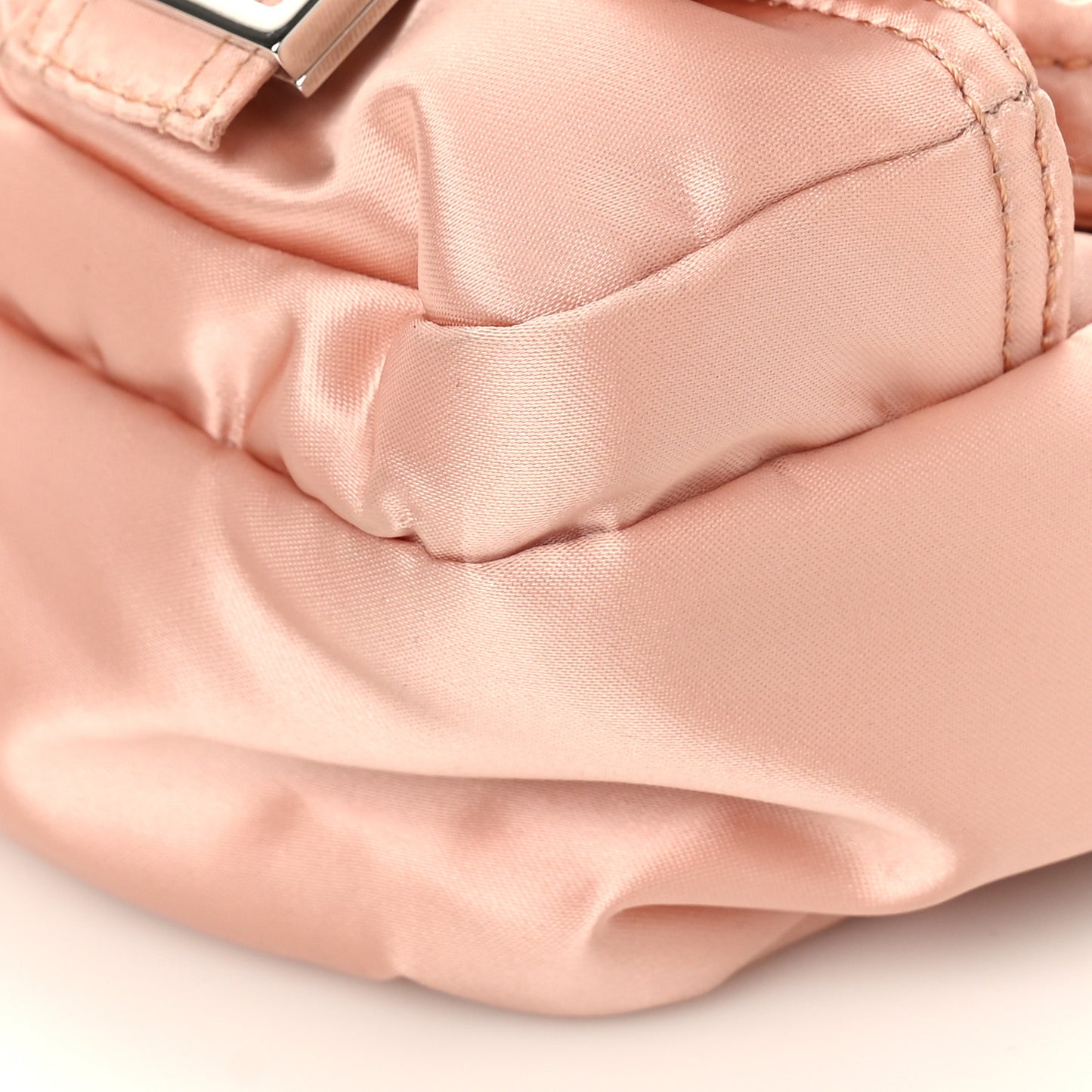 Econyl Cuoio Romano Multipocket Baguette Baby Pink