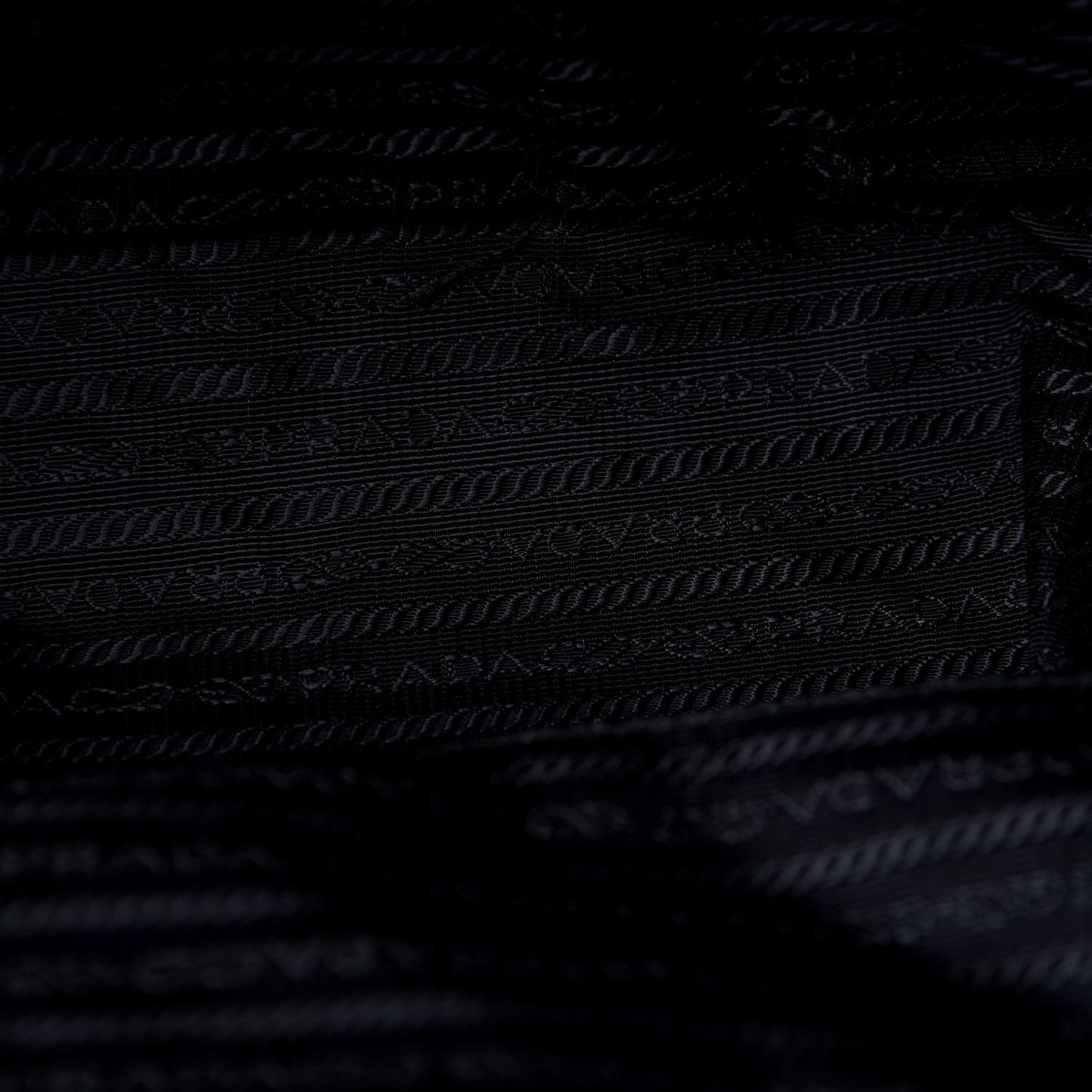 Tessuto Nylon Saffiano Vela Medium Backpack Mimetico