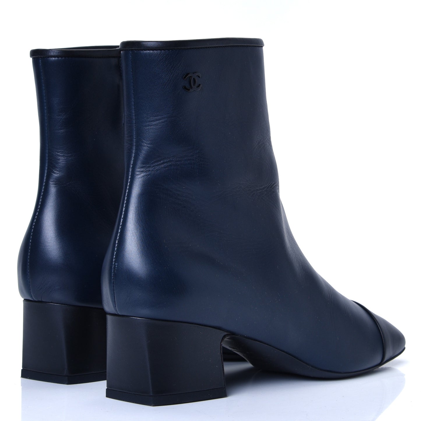 Calfskin Cap Toe Short Boots 40 Navy Black