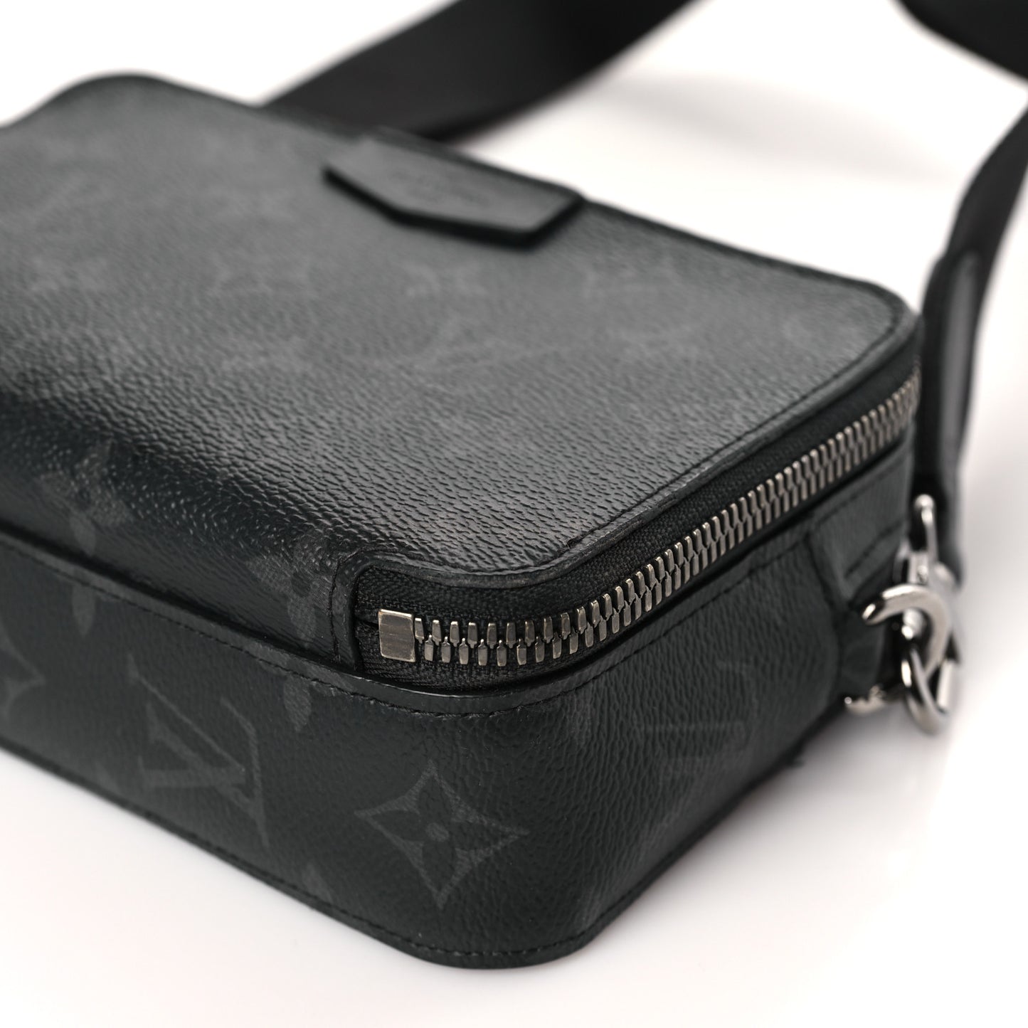 Monogram Eclipse Alpha Wearable Wallet