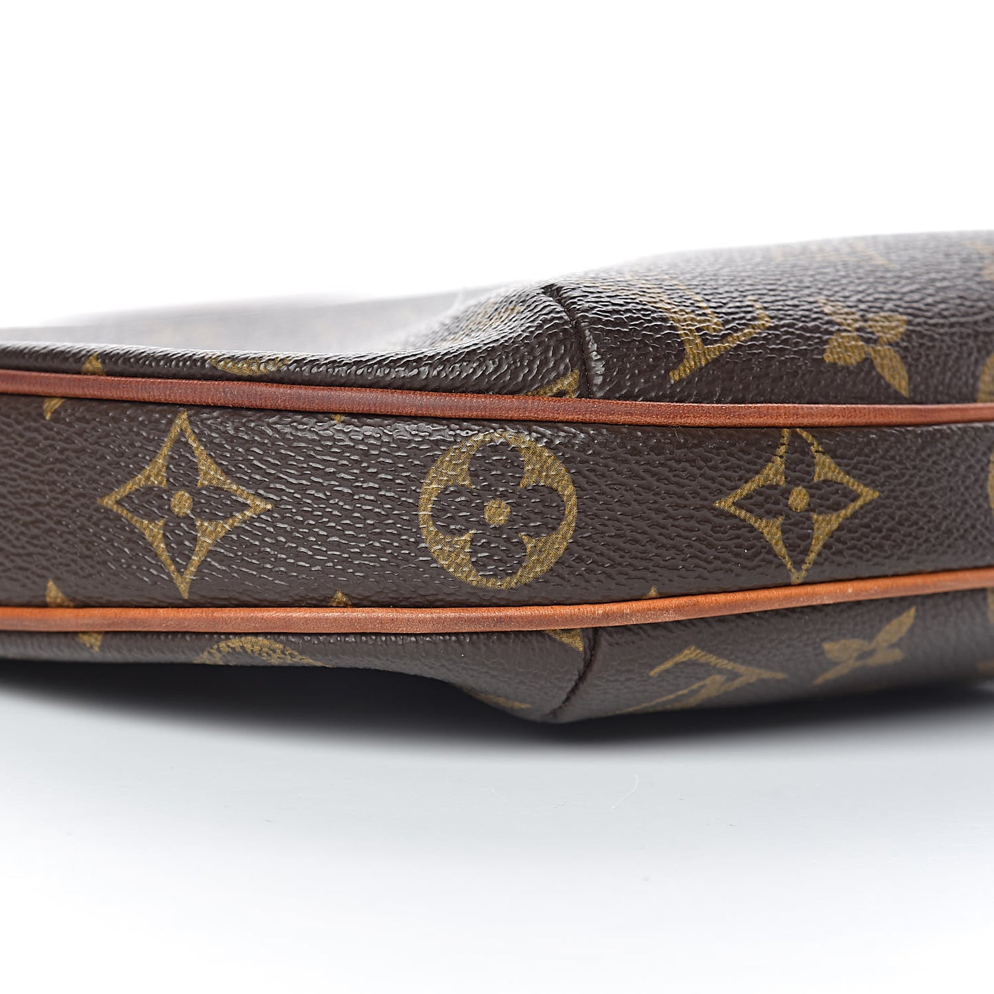 Monogram Croissant PM