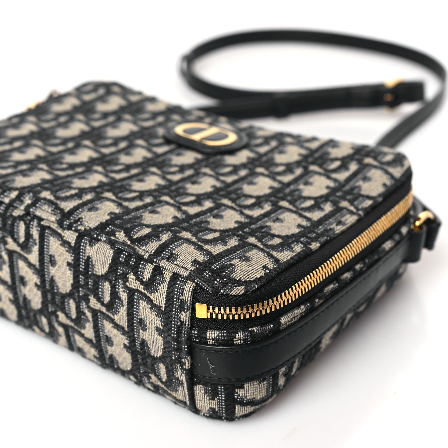 Oblique 30 Montaigne Top Handle Box Bag Blue