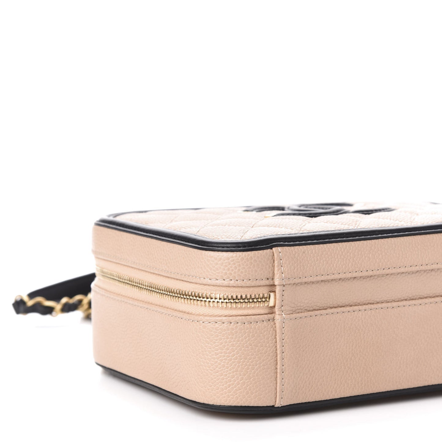 Caviar Quilted Medium CC Filigree Vanity Case Beige Black