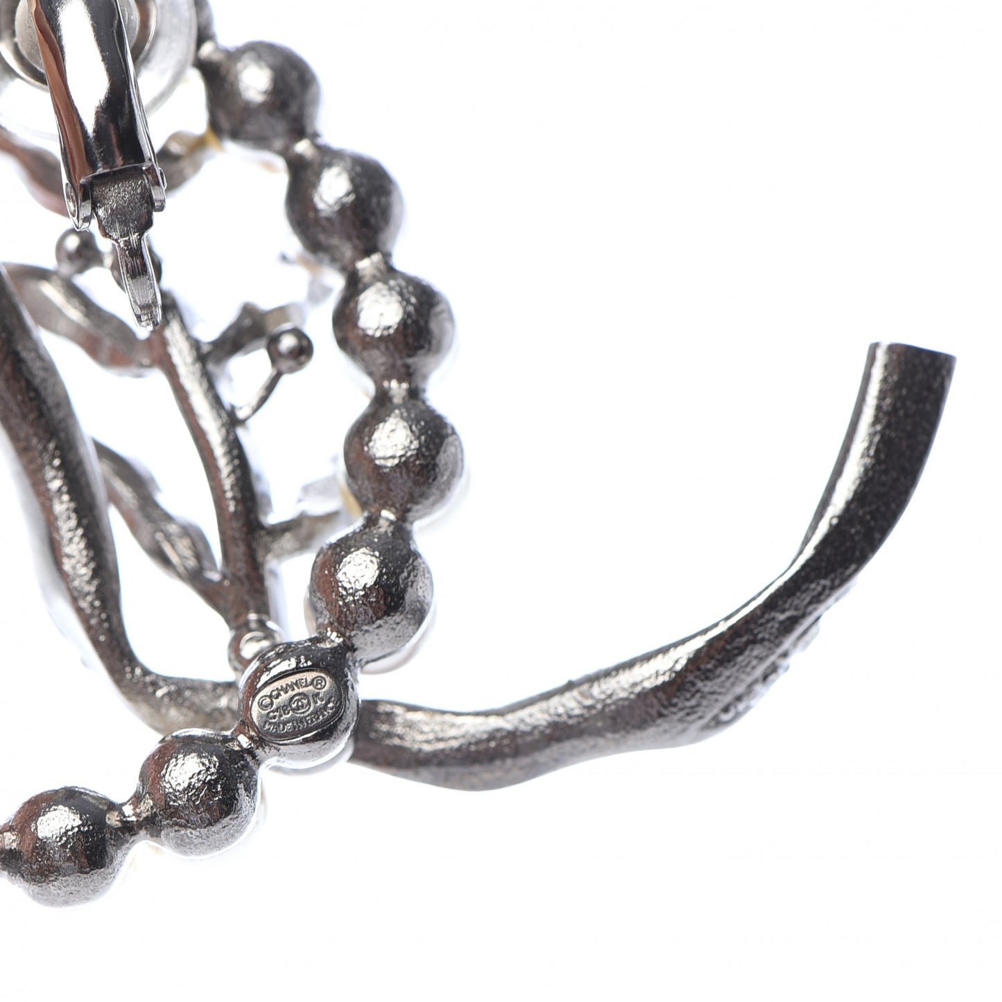 Crystal Pearl CC Single Clip On Earring Silver