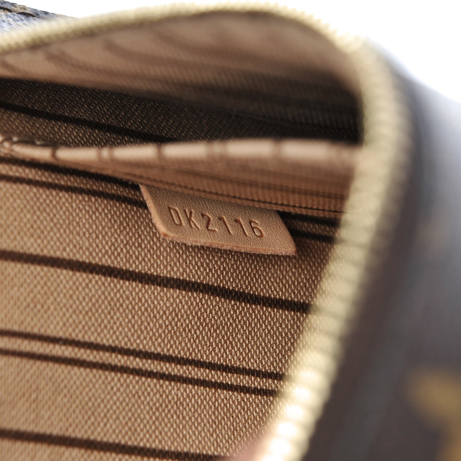 Louis Vuitton Monogram Neverfull MM GM Pochette 7 of 7