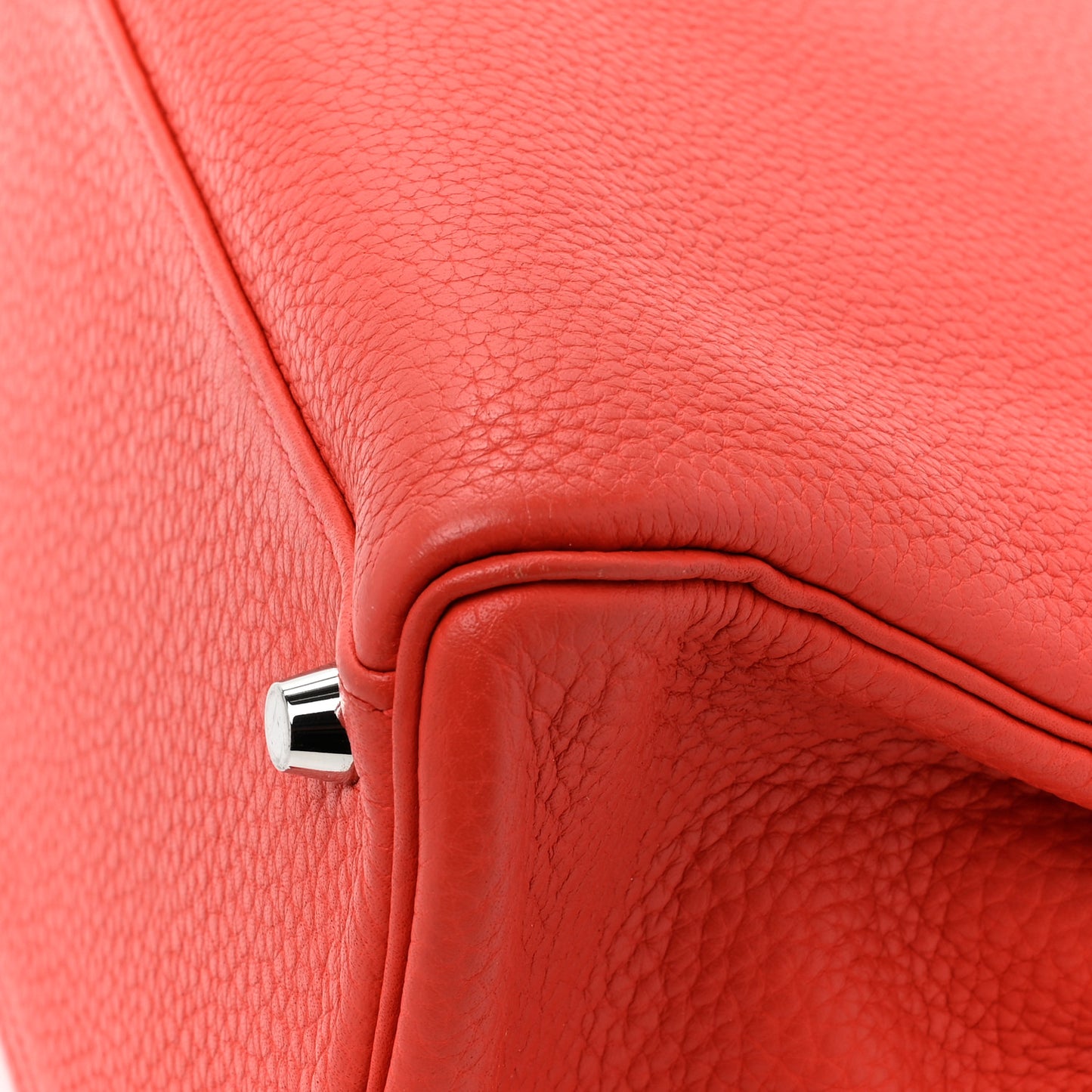 Taurillon Clemence Kelly Retourne 35 Capucine