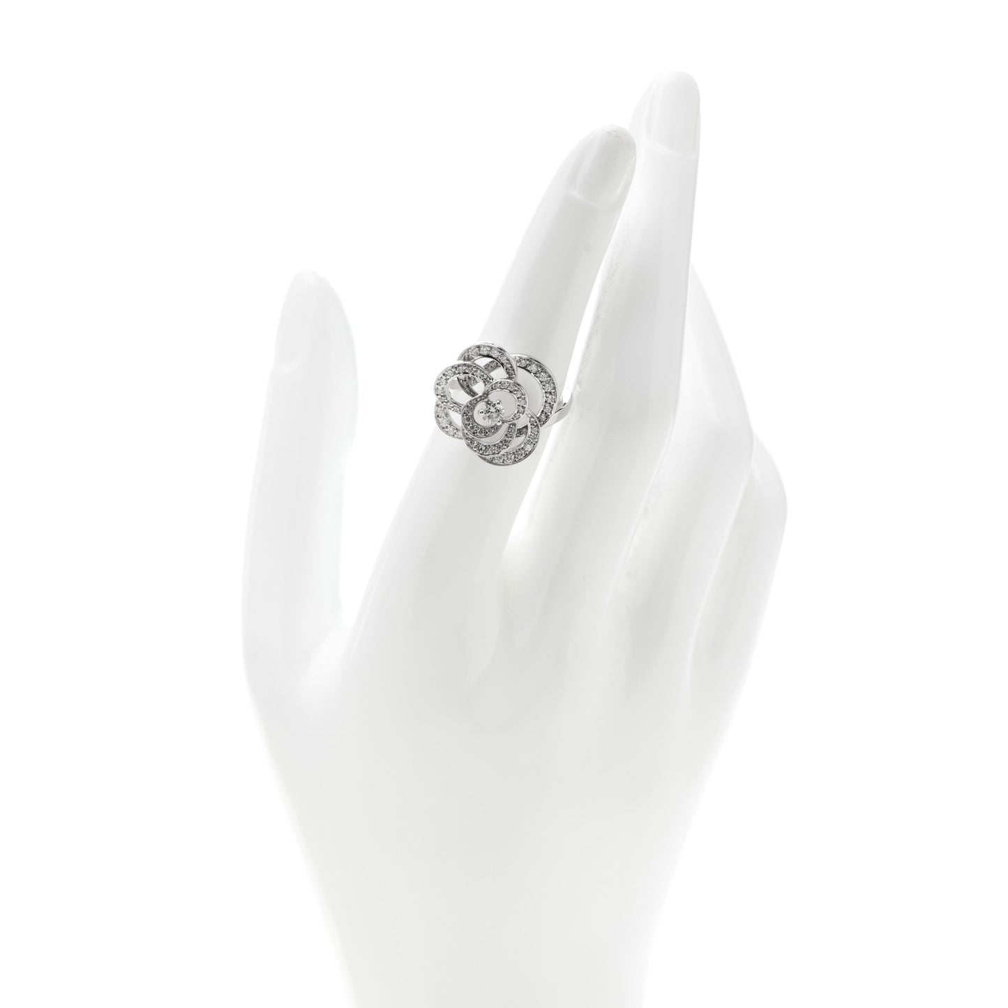 18K White Gold Diamond Fil de Camelia Ring 52 6