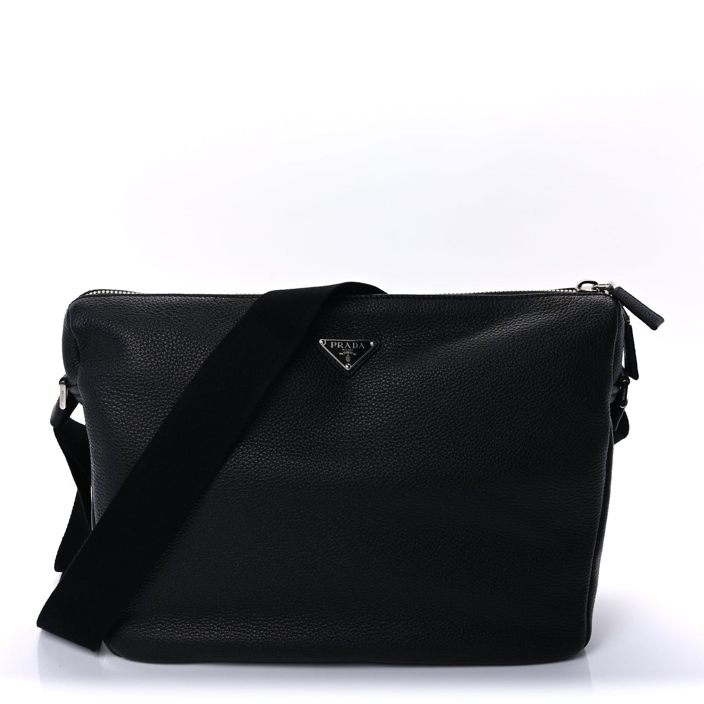 Vitello Daino Medium Triangle Shoulder Bag  Black