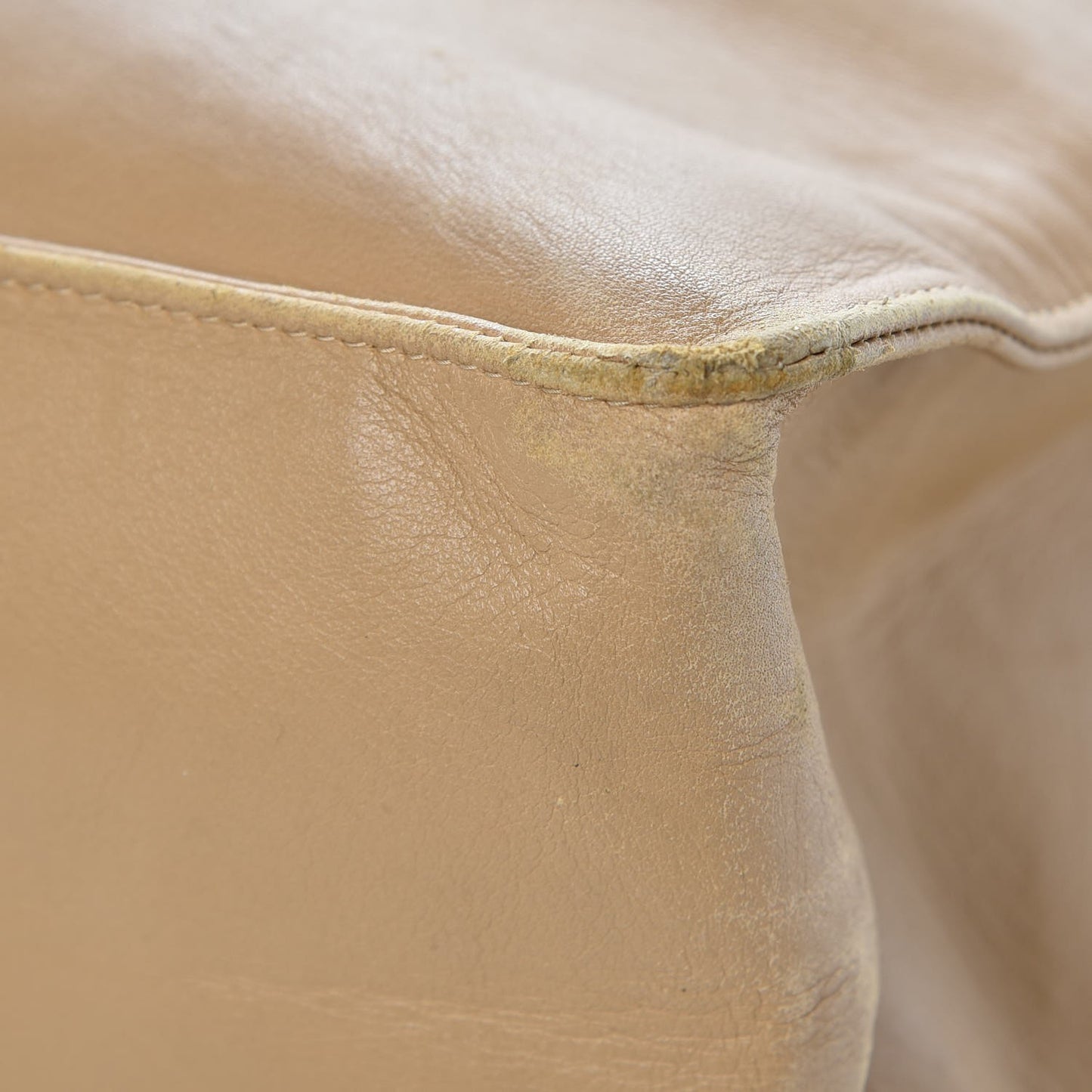 Lambskin Jumbo CC Shoulder Bag Beige
