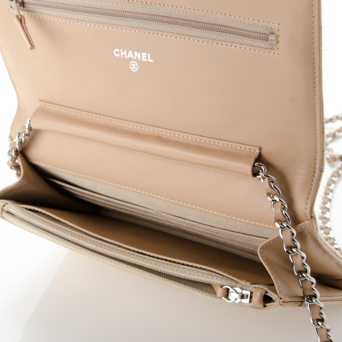 Patent Quilted Wallet On Chain WOC Beige
