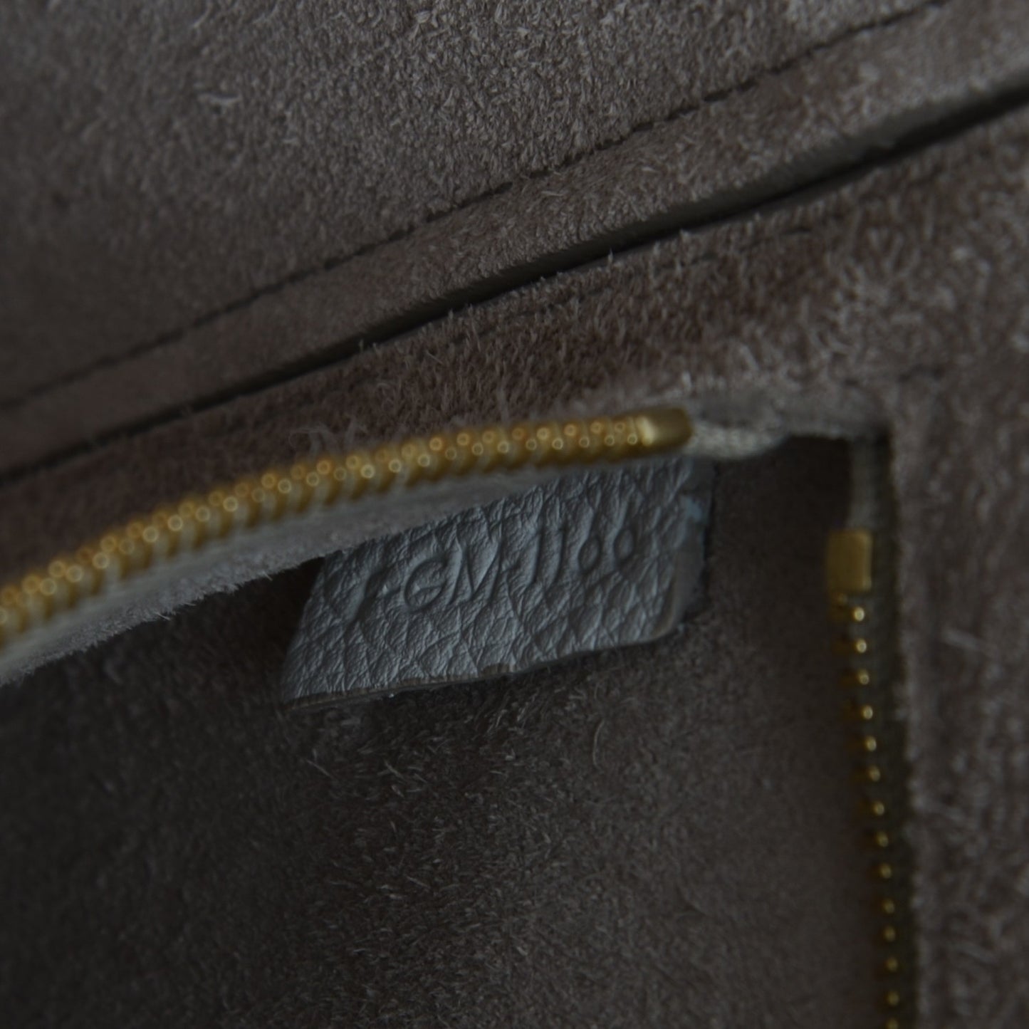 Soft Grained Calfskin Sangle Bucket Bag White