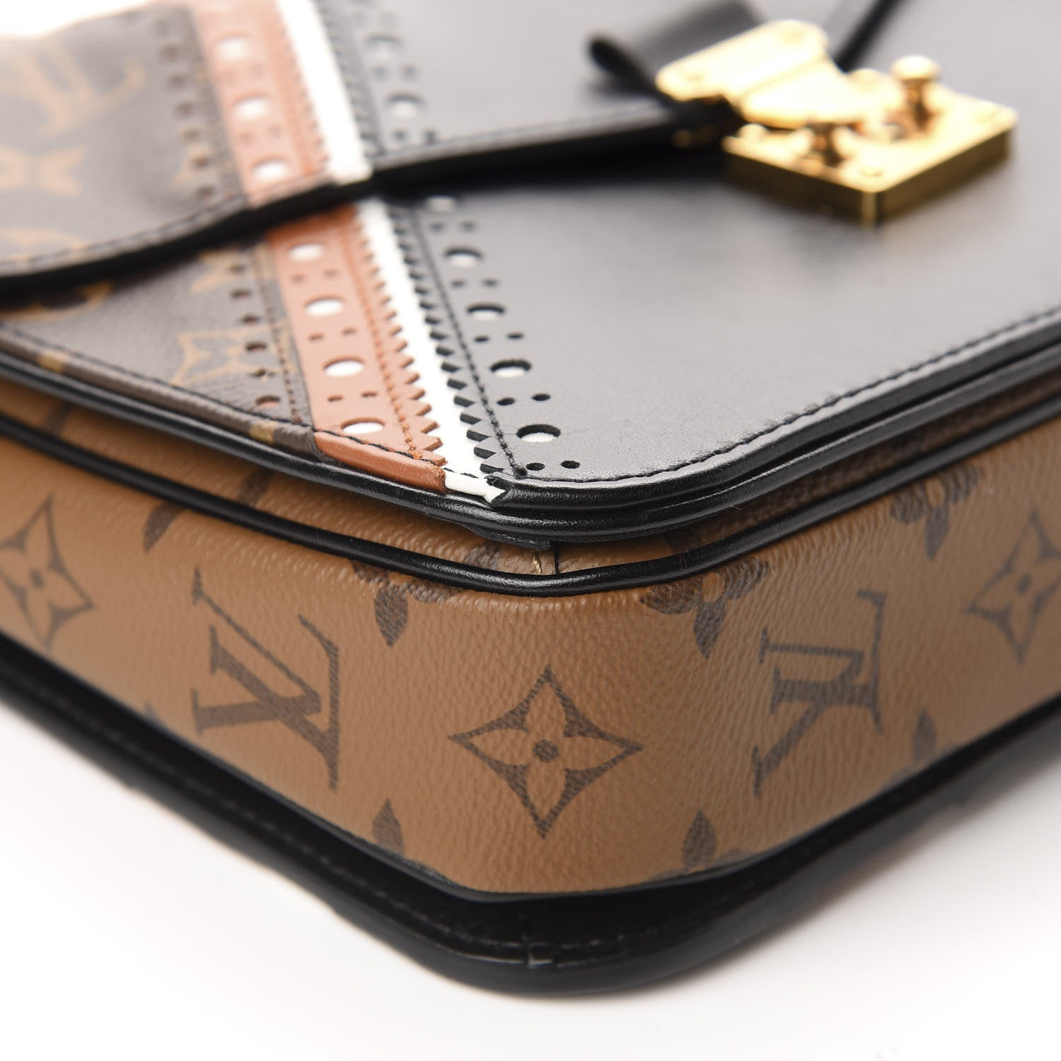 Louis Vuitton Monogram Pochette Metis MM 6 of 9